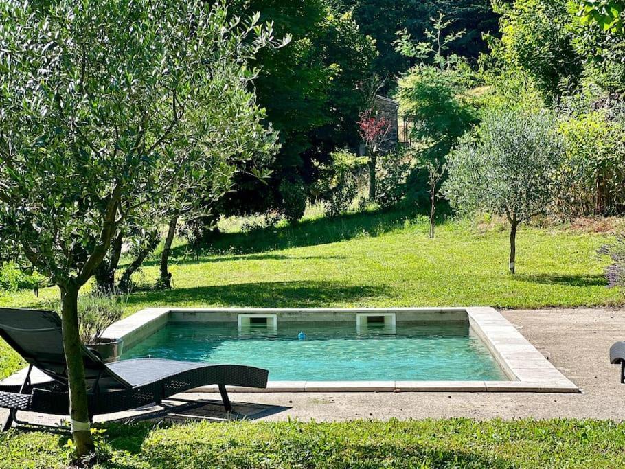 Charmant Logement Avec Piscine. Apartman Valleraugue Kültér fotó